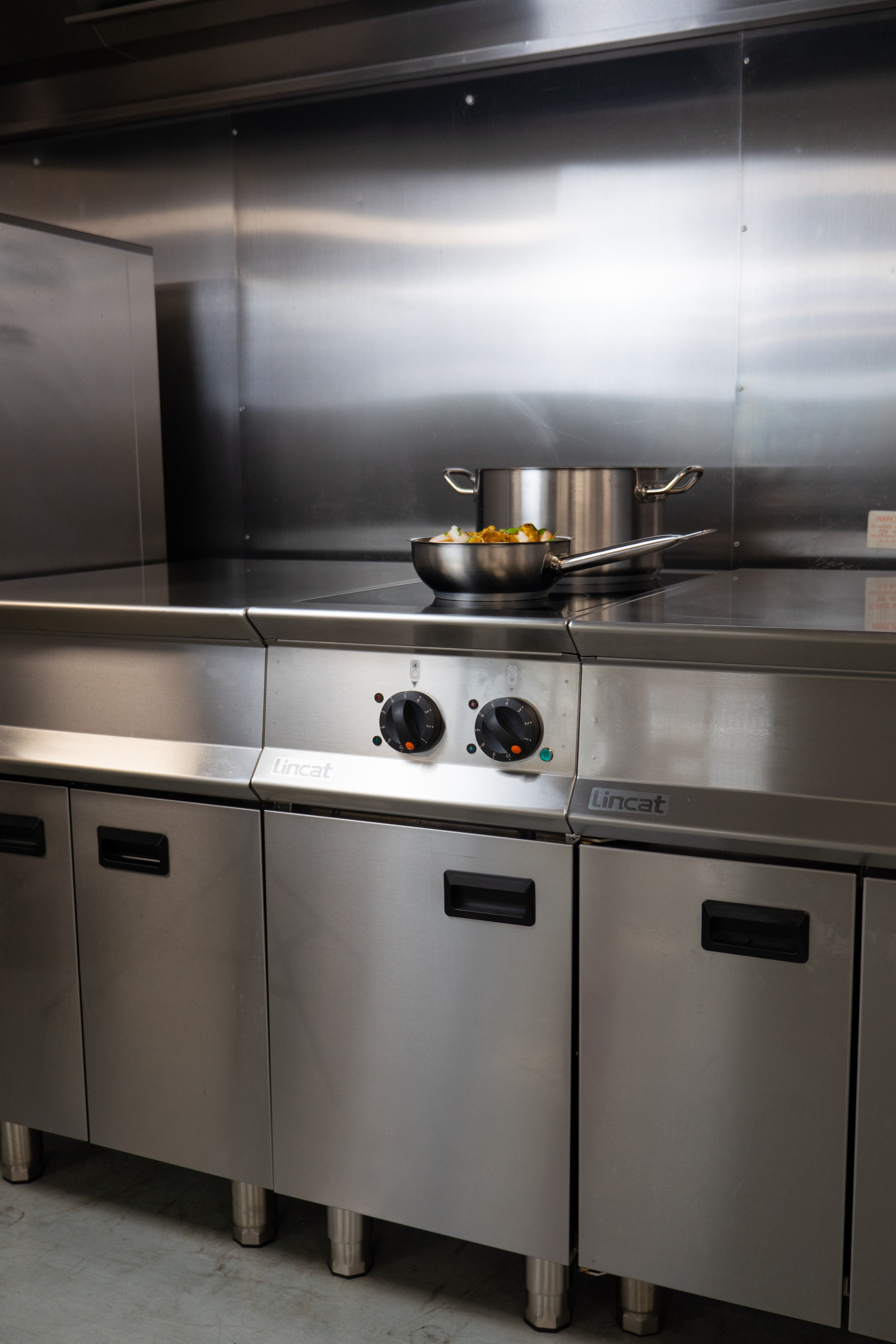 Opus Electric Counter-top Induction Hob - W 400 mm - 10.6 kW