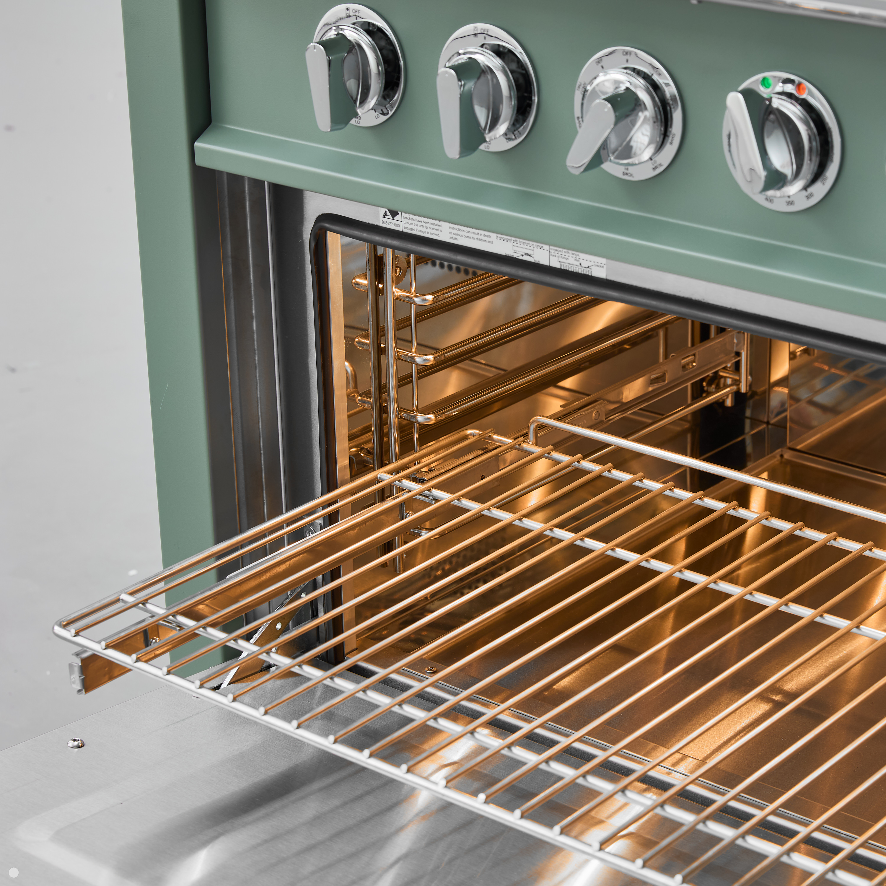 Viking_TVDR7_TuscanyRange_Feature_TruGlideRack05