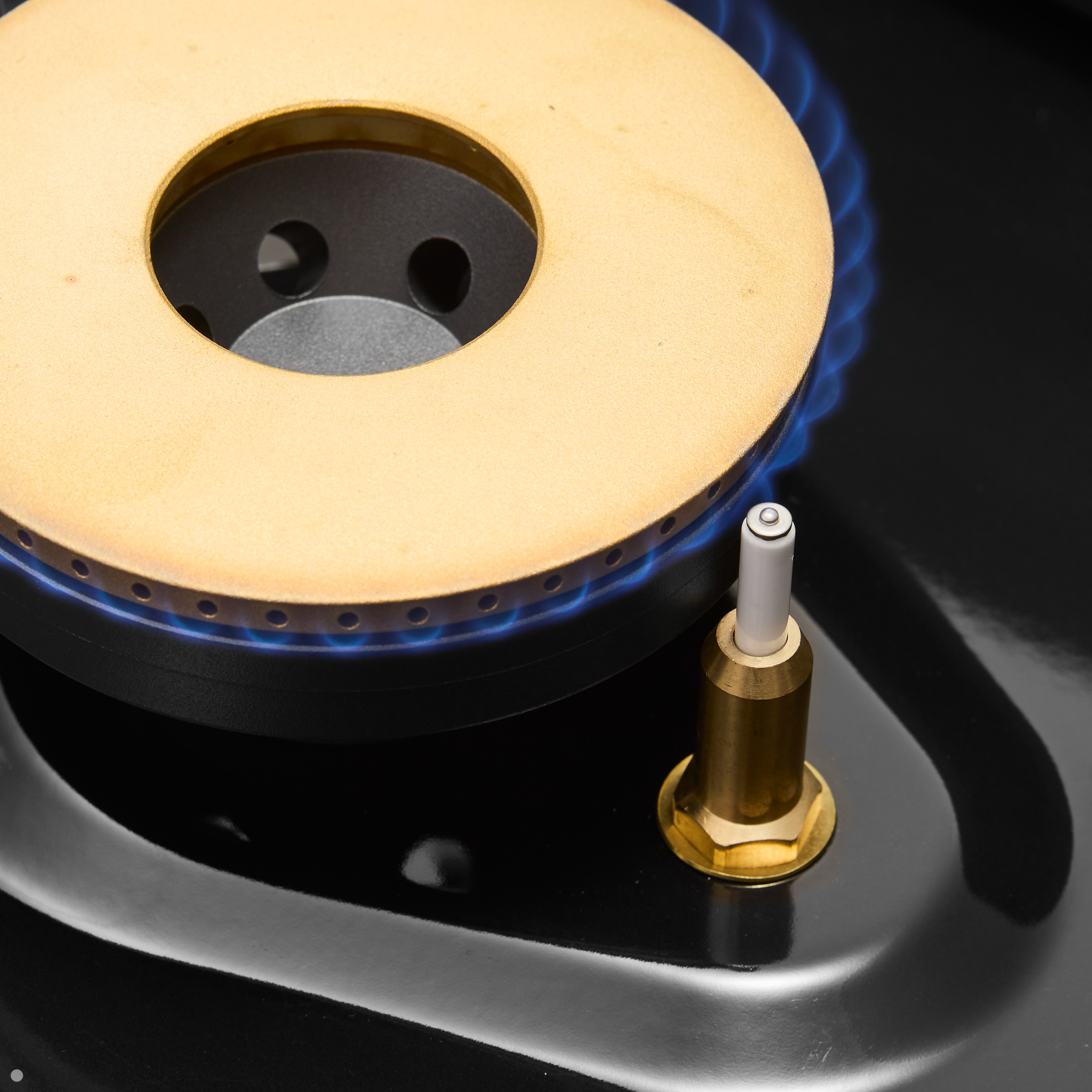 Viking_VGR7_GasRange_Feature_Ignition01